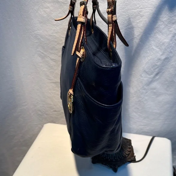 Michael Kors Dark Blue Tote with Tan Straps - Picture 3 of 13